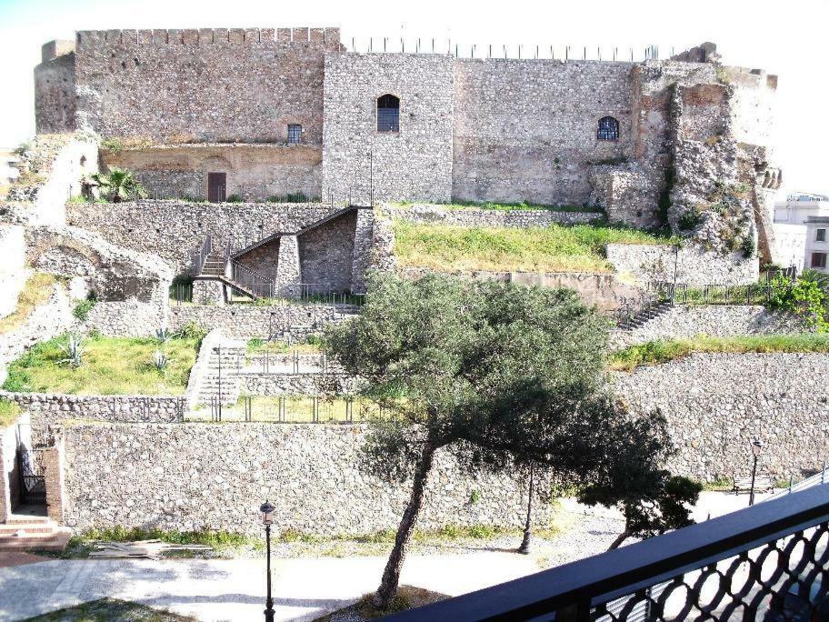 Aragonese Bed & Breakfast Reggio Calabria Luaran gambar